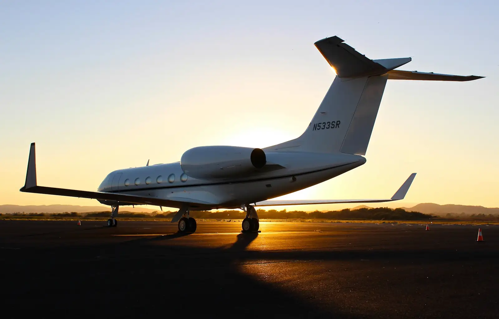 Aeronave lista para operar en el Santiago FBO